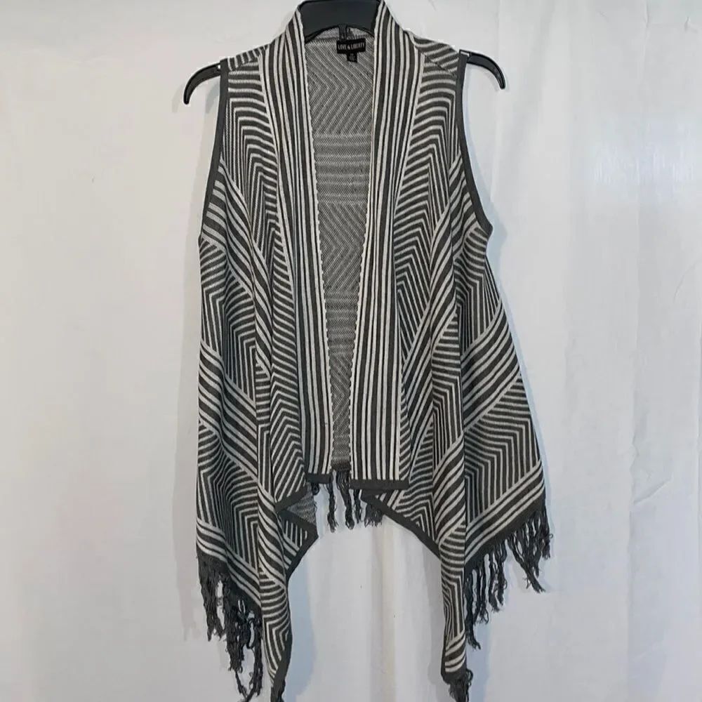Love and Liberty top